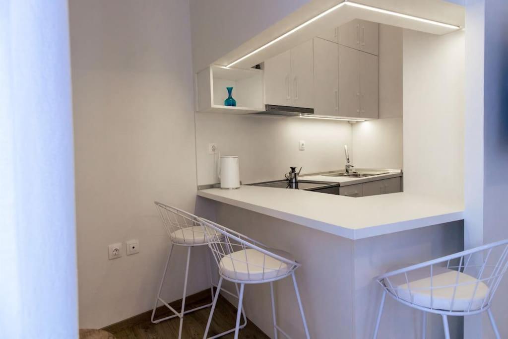 Cozy Studio In The Heart Of City Komotini Bagian luar foto