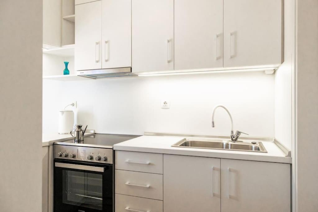 Cozy Studio In The Heart Of City Komotini Bagian luar foto