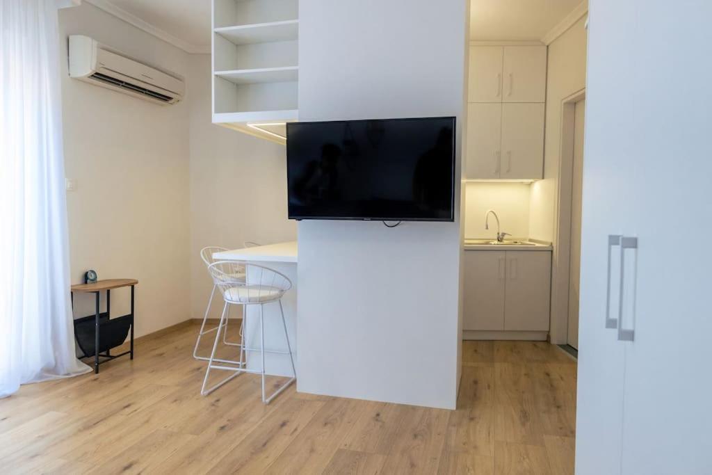 Cozy Studio In The Heart Of City Komotini Bagian luar foto