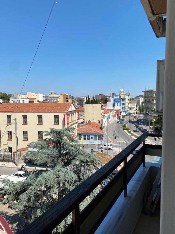 Cozy Studio In The Heart Of City Komotini Bagian luar foto