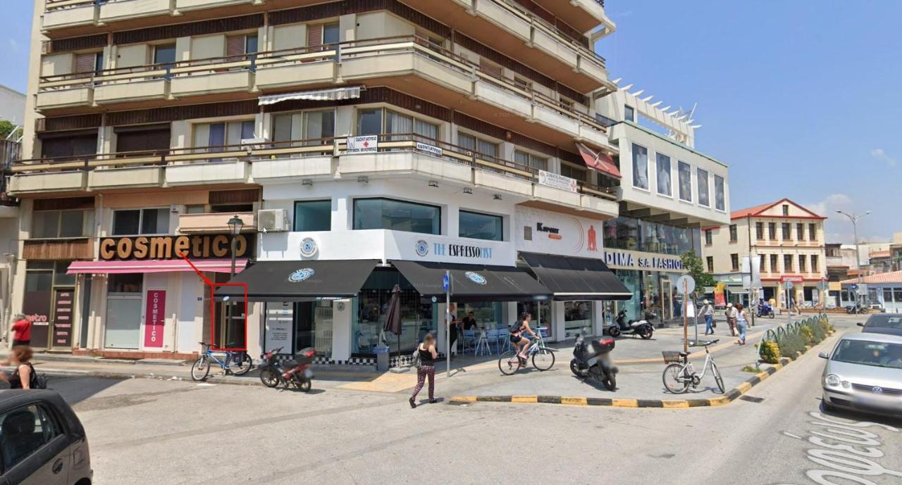 Cozy Studio In The Heart Of City Komotini Bagian luar foto