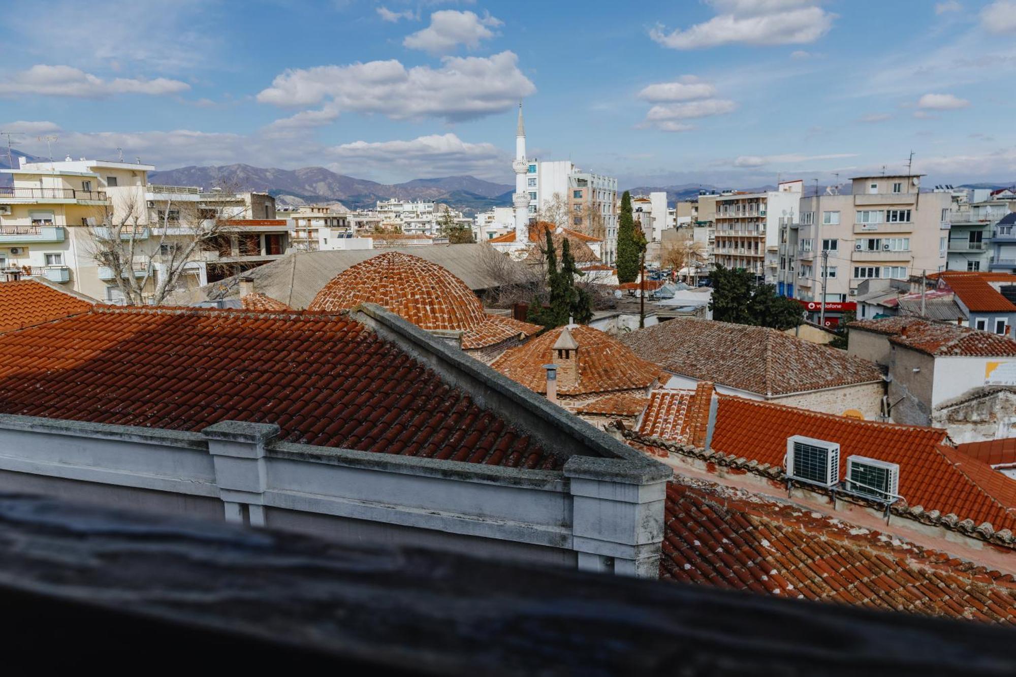 Cozy Studio In The Heart Of City Komotini Bagian luar foto